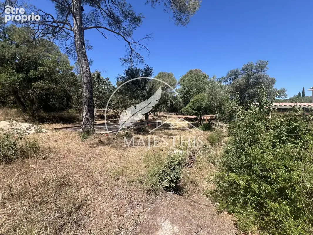 Terrain a batir la crau - photo 3