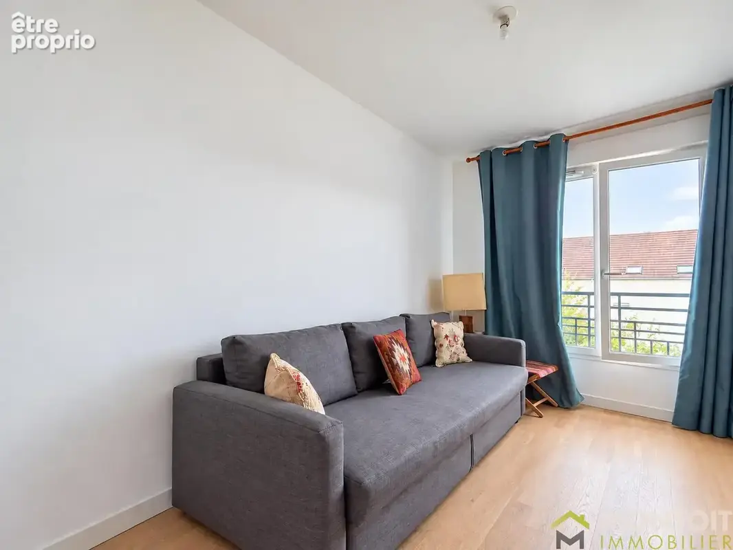 Appartement f3 67m2 - terrasse - parking - proche toutes commodites - photo 5