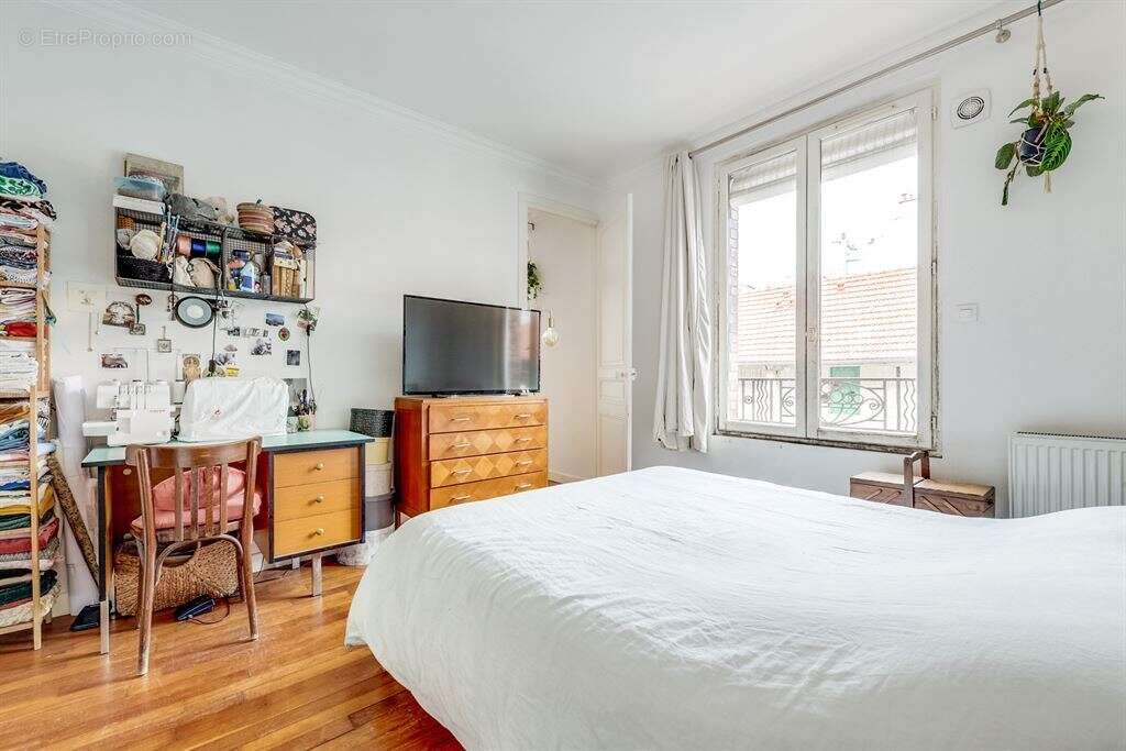 Appartement à PARIS-11E