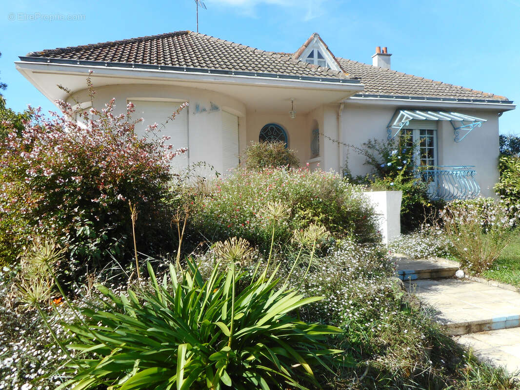 Maison à SAINT-MICHEL-CHEF-CHEF