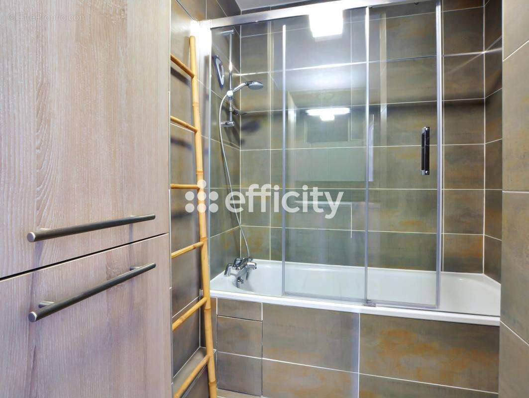 Appartement à SAINT-OUEN