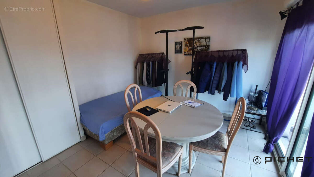 Studio avec parking et balcon - photo 2
