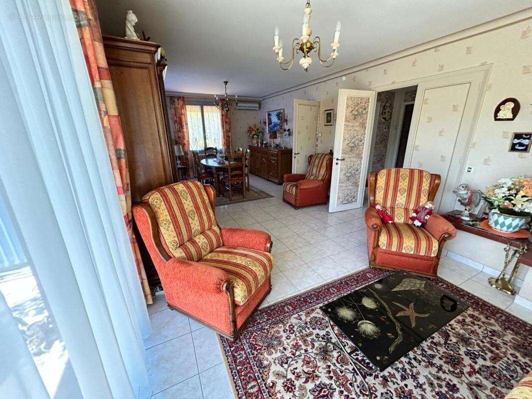 Maison 5 pièces / 135 m² / 169 000 EUR / PONT-DE-LARN - photo 11