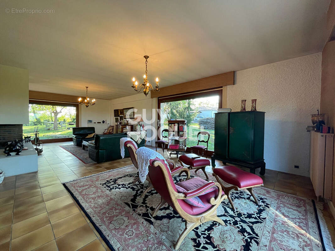 Maison à SAINT-SEVER