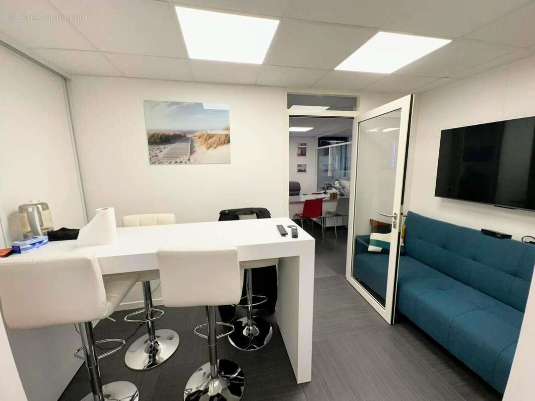 Photo 4 - Commerce à SAINT-MEDARD-EN-JALLES