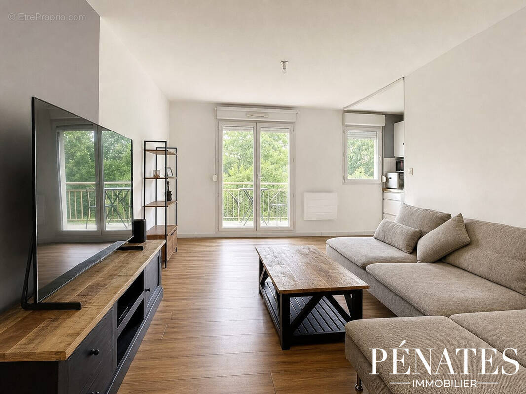 Appartement à PETIT-COURONNE