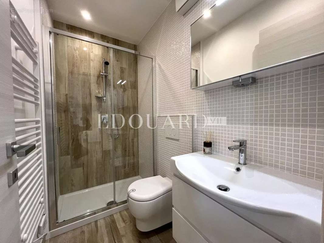 Appartement à ROQUEBRUNE-CAP-MARTIN