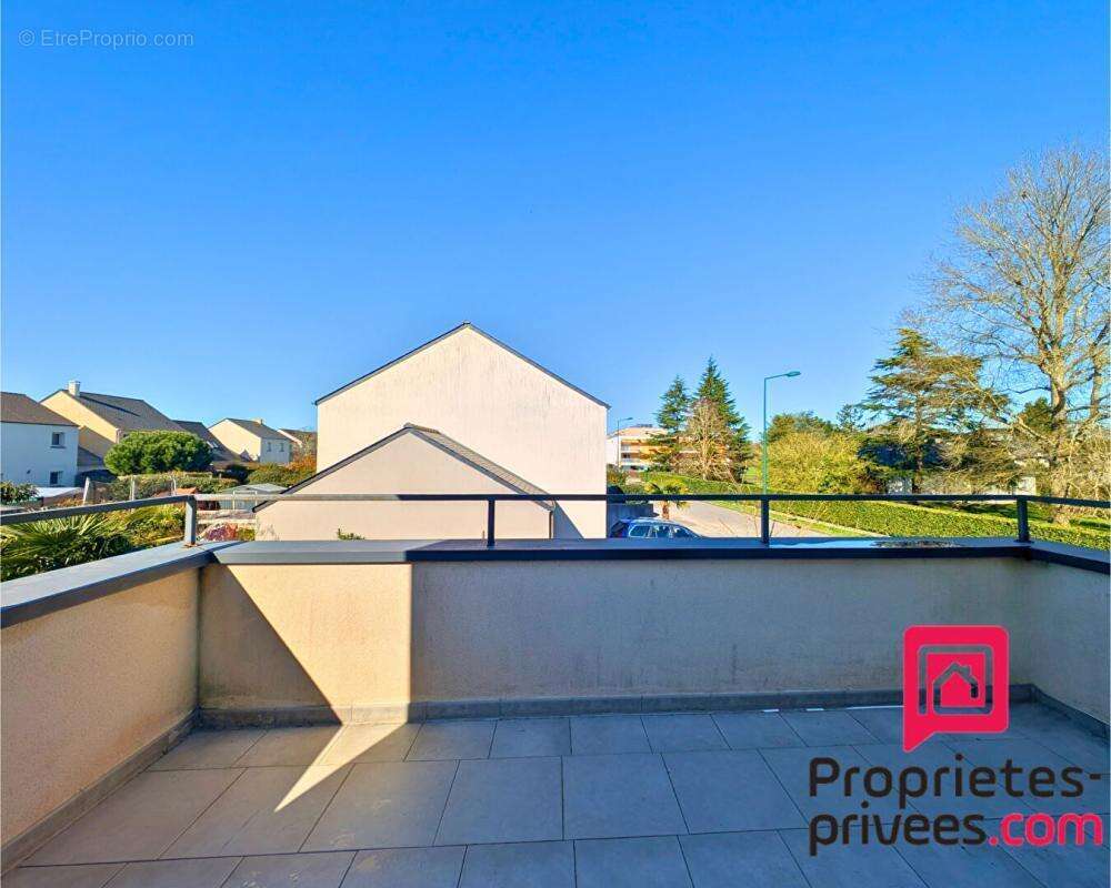 Maison à SAINTE-LUCE-SUR-LOIRE