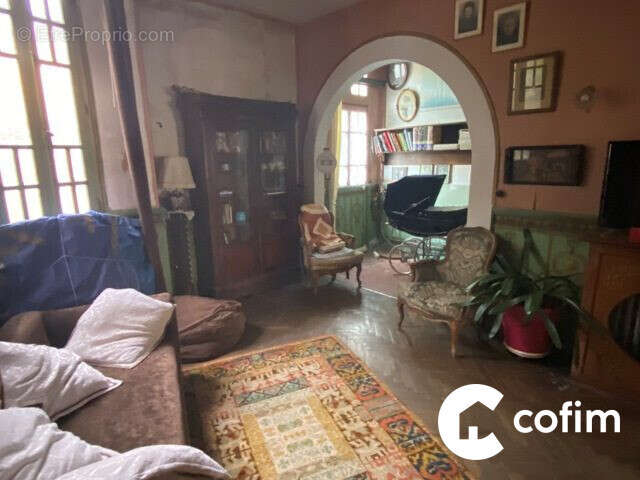 Maison 270 m² à Nay  - photo 4