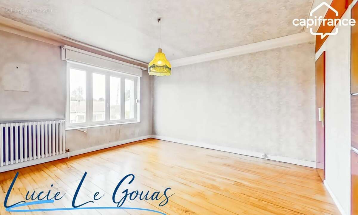 Maison de 7 pièces de 200 m² située à Piennes - photo 8