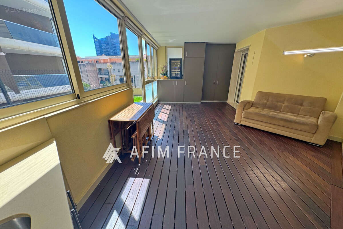 Appartement à BEAUSOLEIL