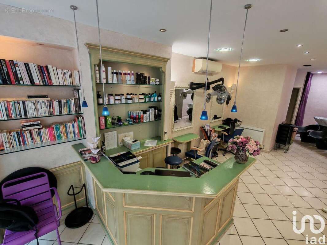 Photo 2 - Commerce à METZ