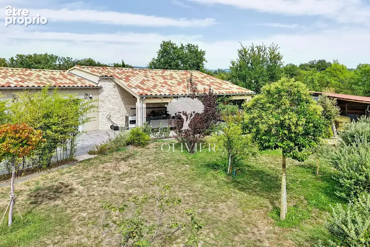 Maison 5 pièces 114 m² à vendre à Saint-Saturnin-Les-Apt (84490) - photo 4