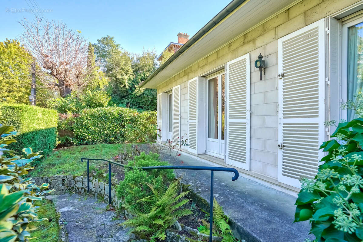 Maison à LE VESINET