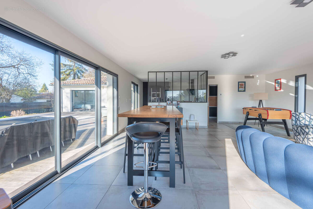 Maison à CARIGNAN-DE-BORDEAUX