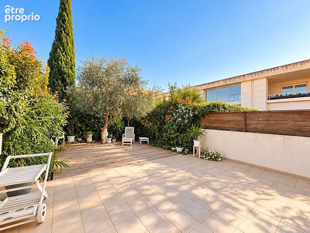 Appartement/Maison Fréjus 116m2 avec Garage, cave, jardin et parking libre - photo 4