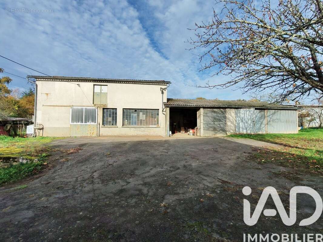 Photo 4 - Terrain à PRESSIGNAC