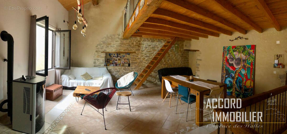 Maison à LA LIVINIERE