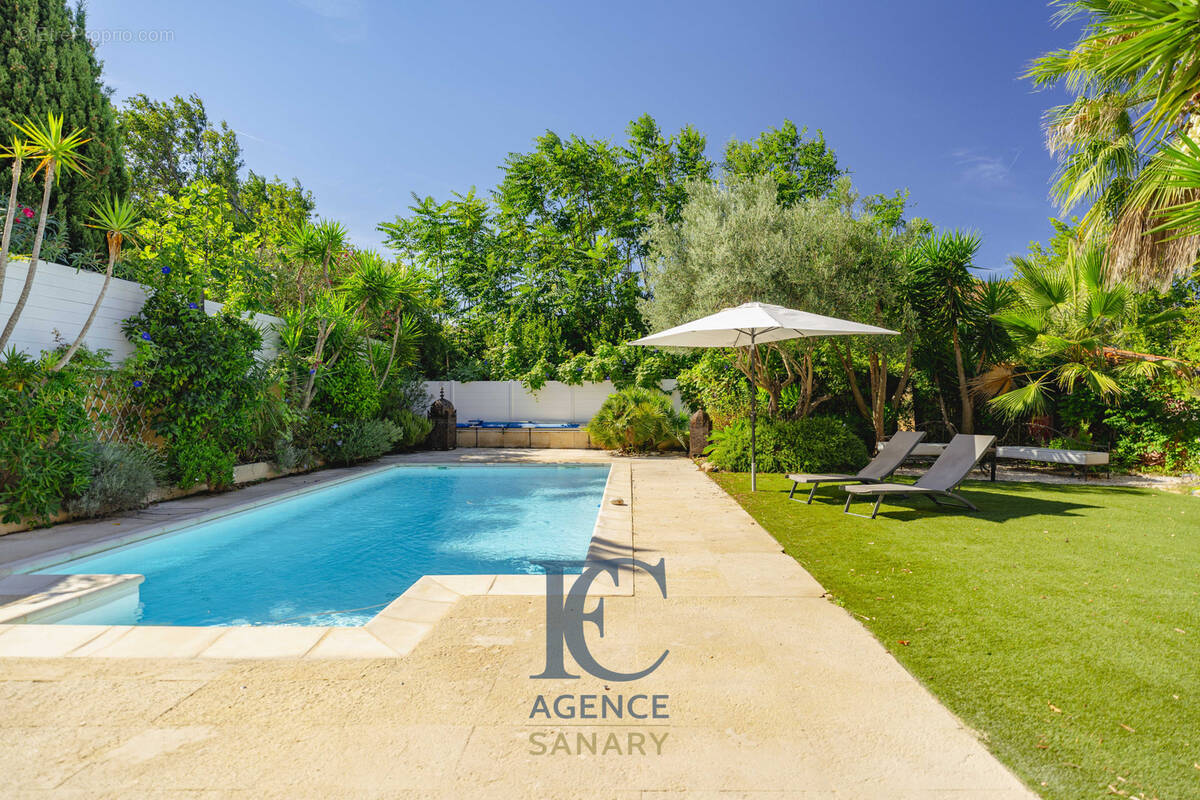 Maison à SIX-FOURS-LES-PLAGES