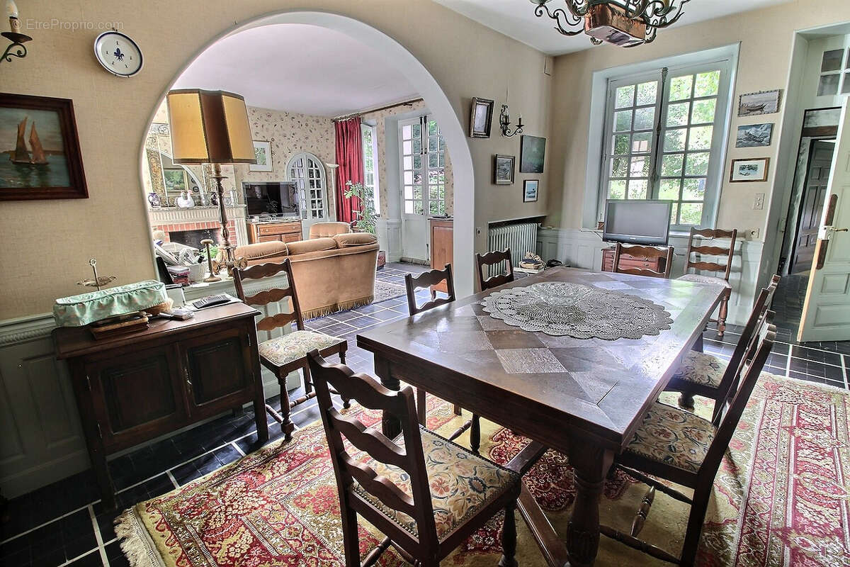 Maison à EPERNON