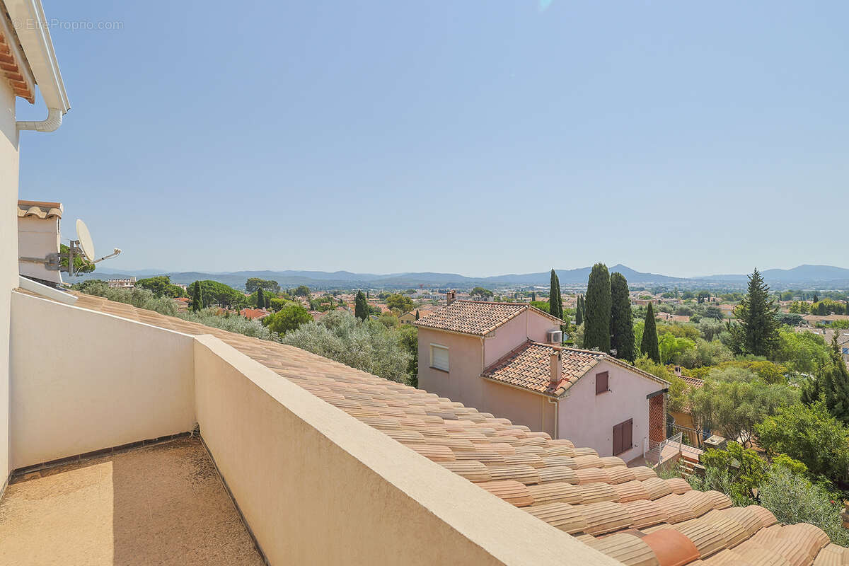 Maison à LA FARLEDE