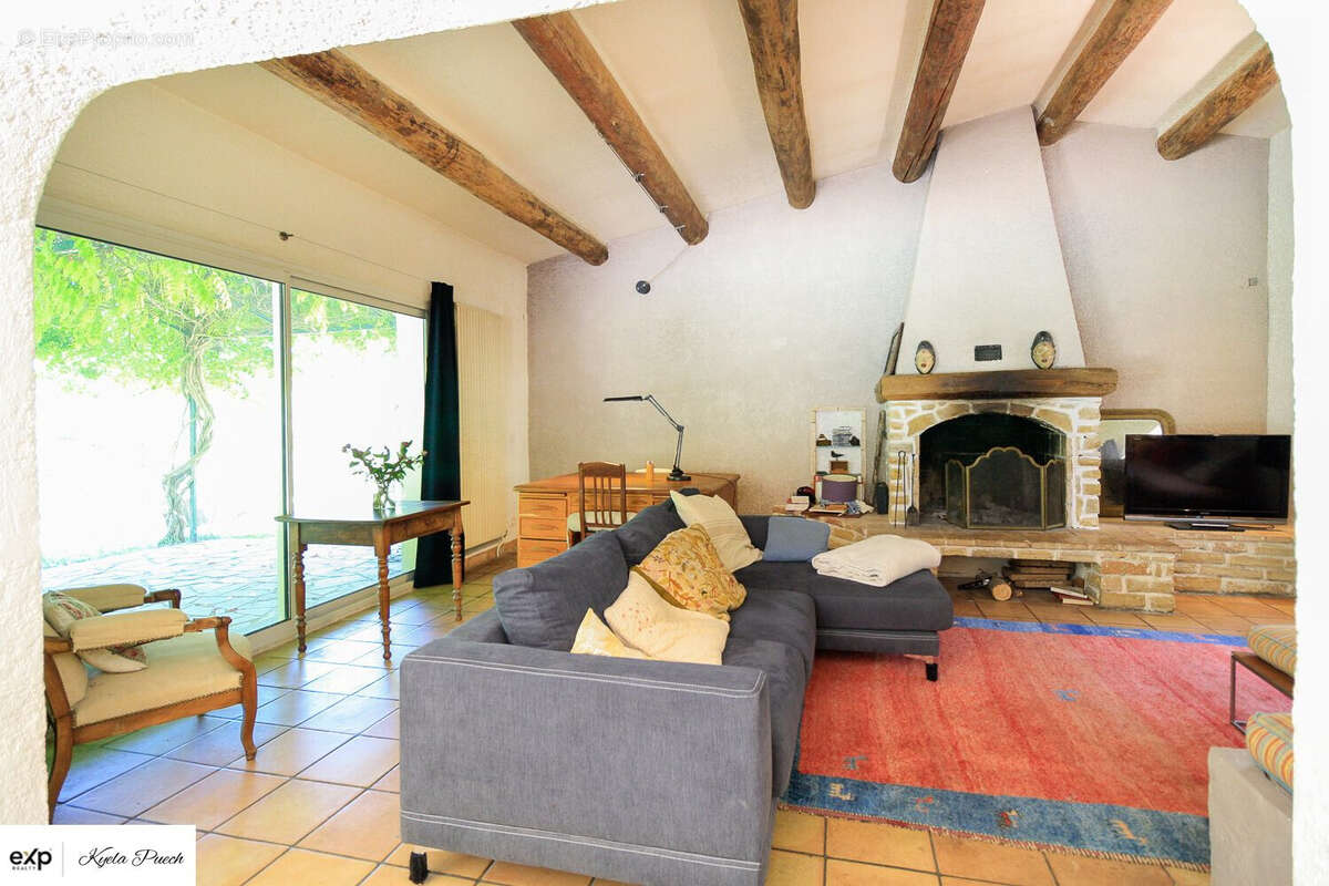 Maison à ROGNES