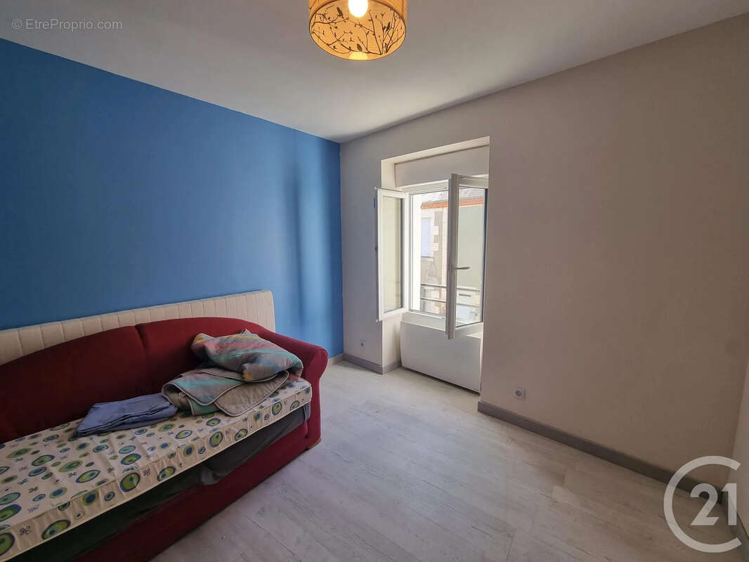 Maison 153 m² à Jalognes  - photo 14