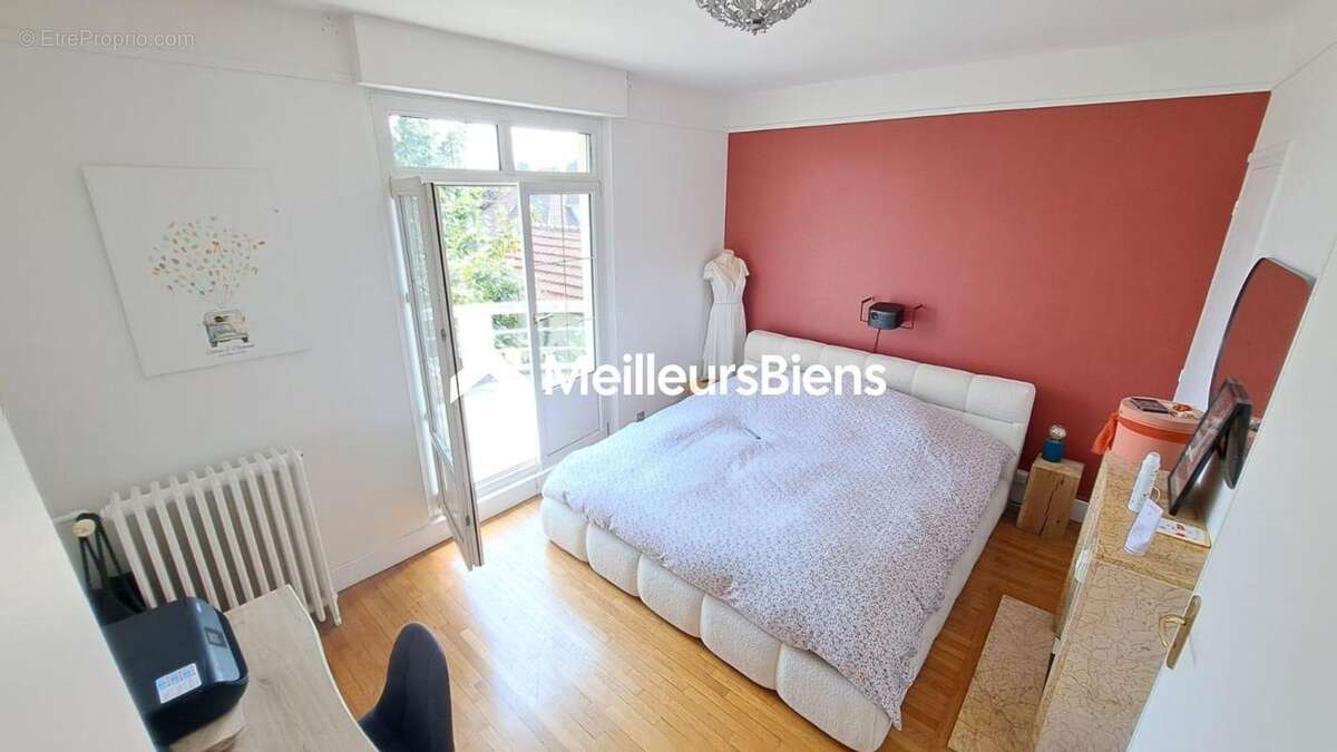 Maison de caractère, 5 chambres, studio, garage et piscine hors sol - photo 7