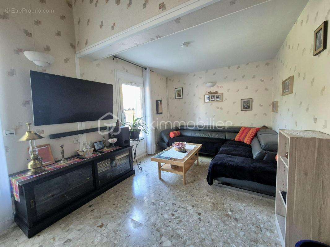 Maison à MOISSY-CRAMAYEL