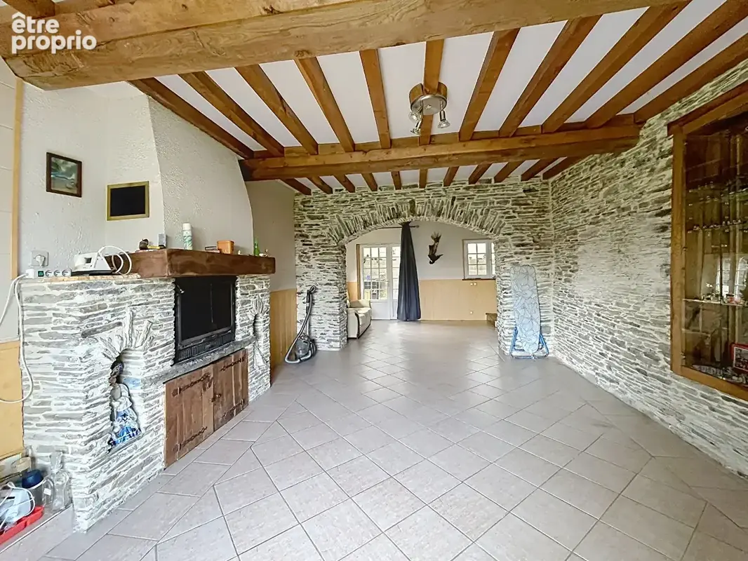 A vendre a montrabot maison en pierre au coeur de la campagne - photo 5