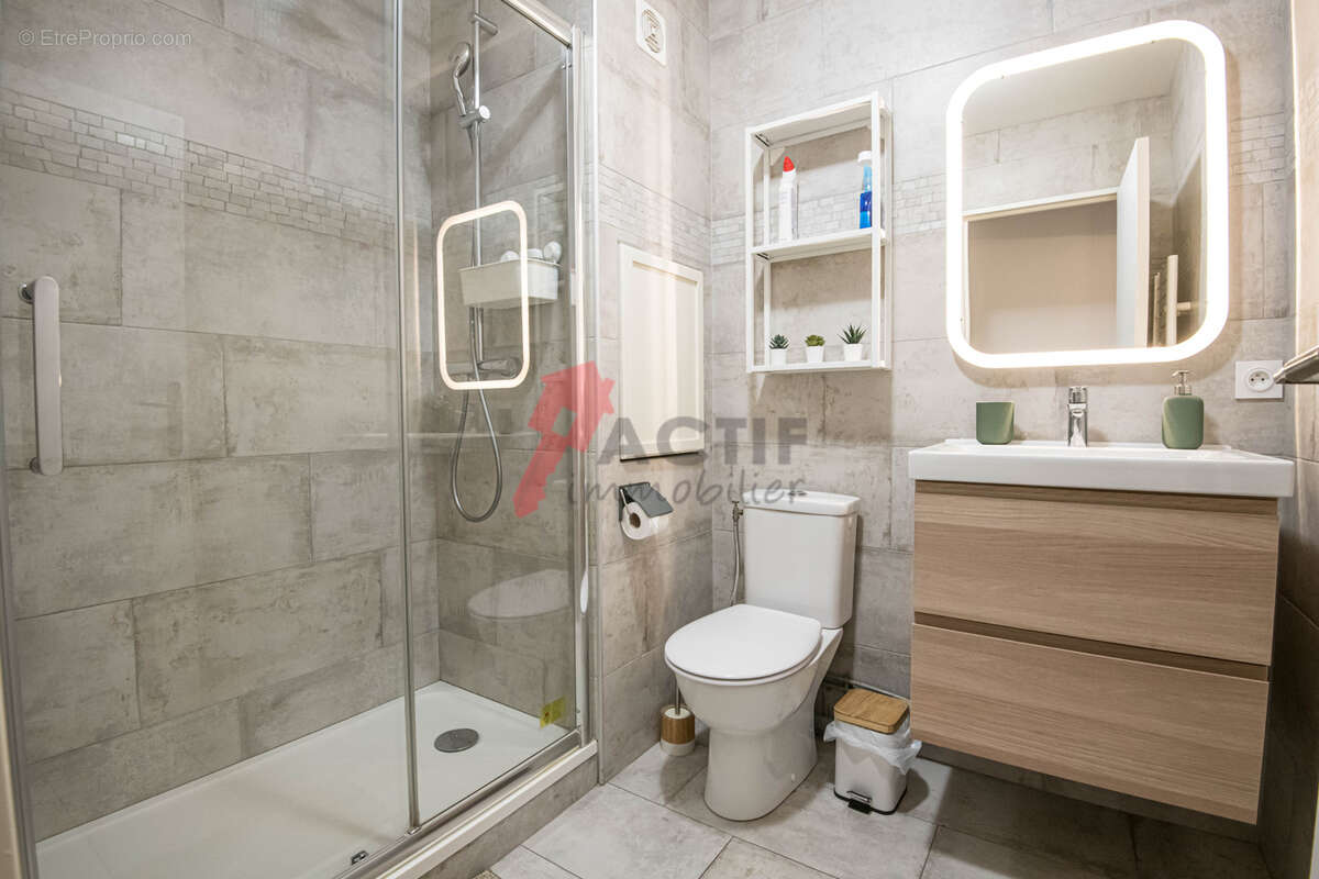 Appartement à COURCOURONNES