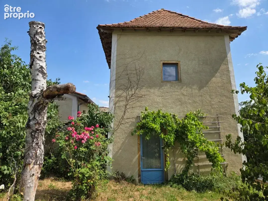 EXCLUSIVITE / Très belle maison avec dépendances et terrain / 63160 Glaine Montaigut - photo 25