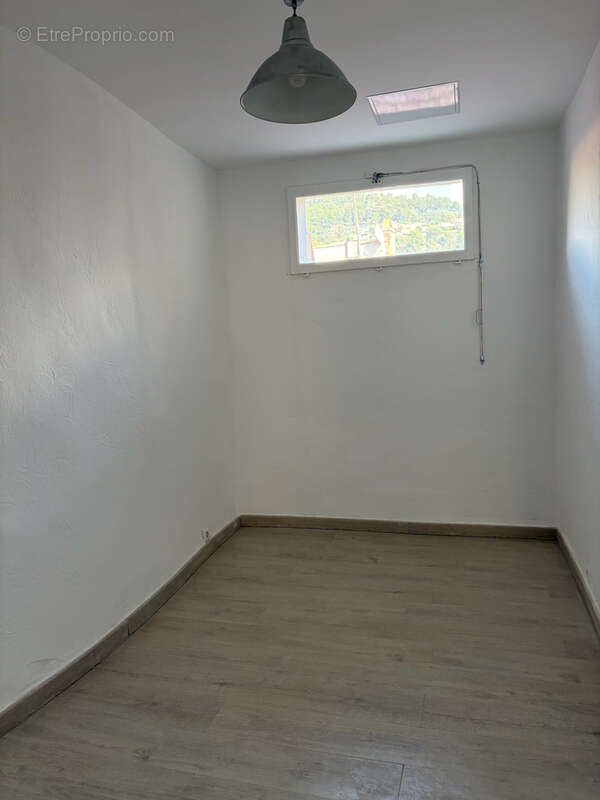Appartement à OLLIOULES