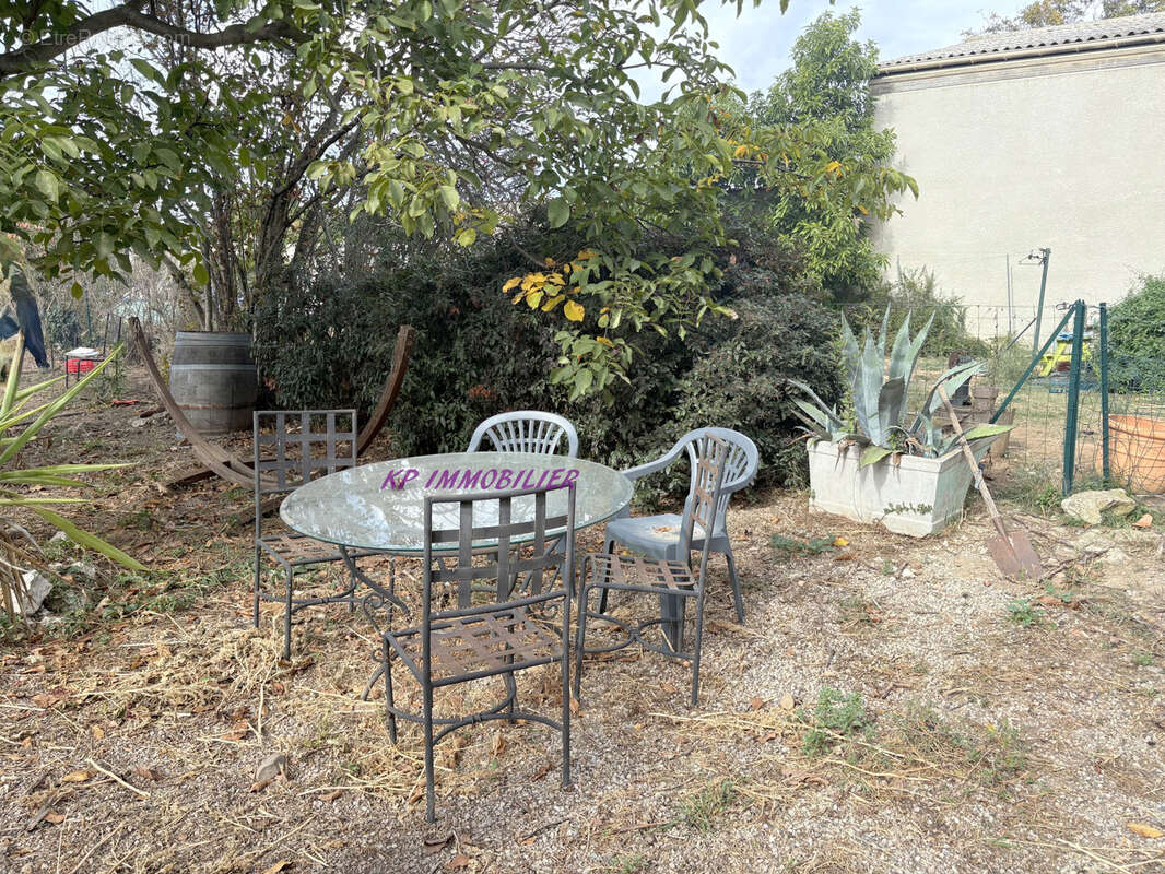 Maison à CUXAC-D&#039;AUDE