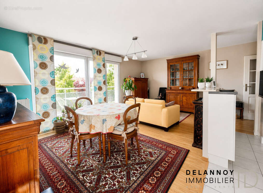 Appartement à MONS-EN-BAROEUL