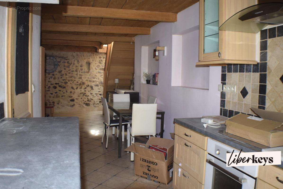 A Rians authentique maison de village Type 4 entièrement rénovée - photo 4