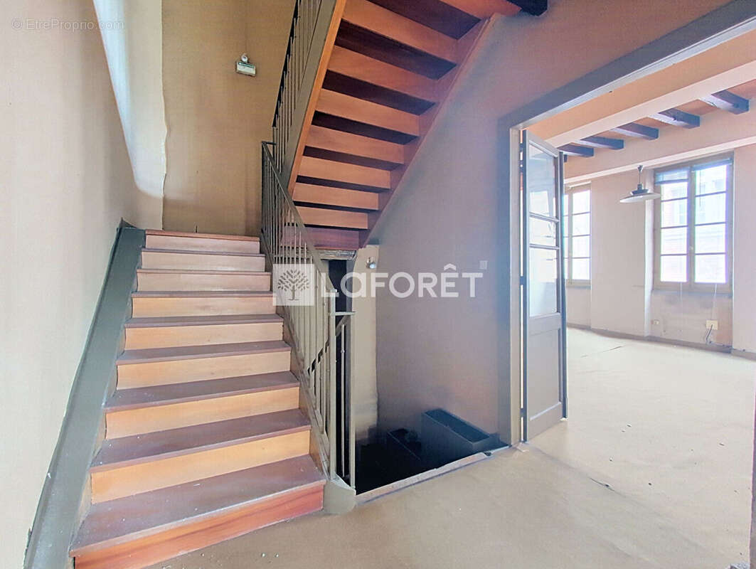 Maison Villemur Sur Tarn 10 pièce(s) 250 m2 - photo 8