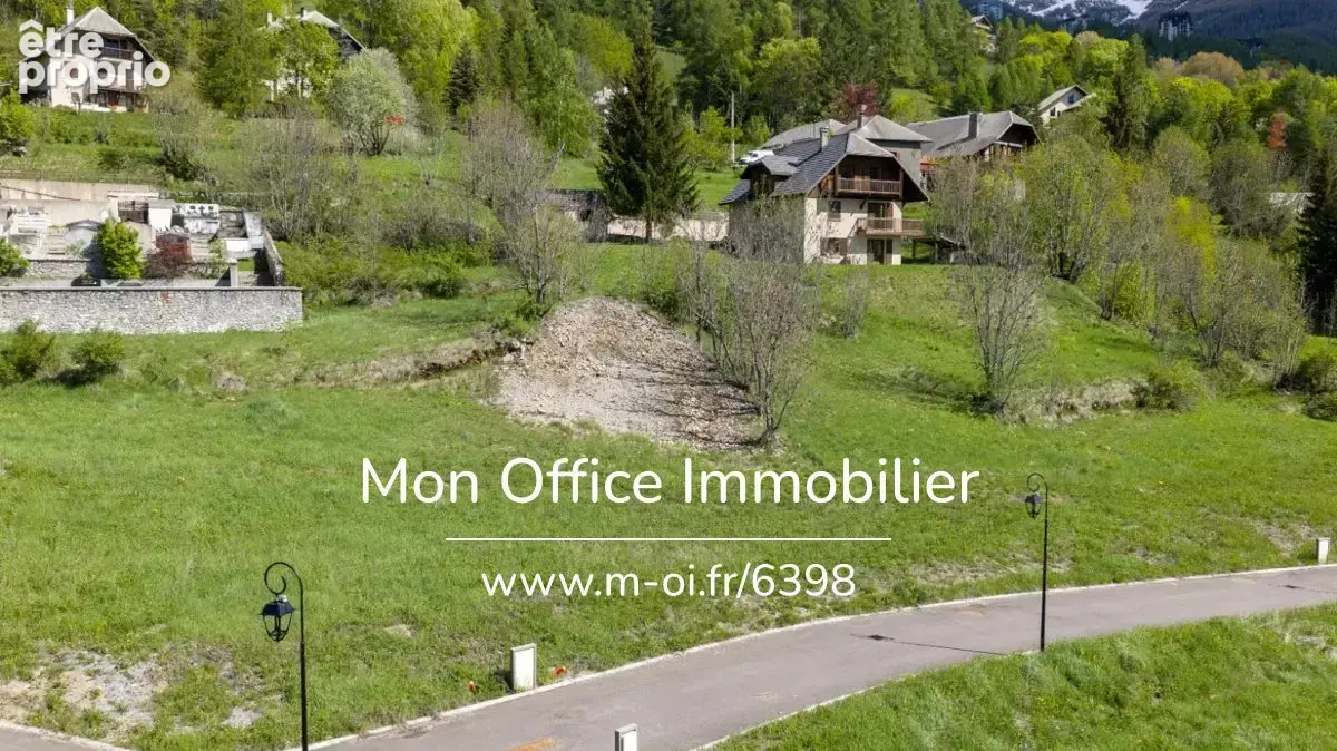 Terrain à LES ORRES