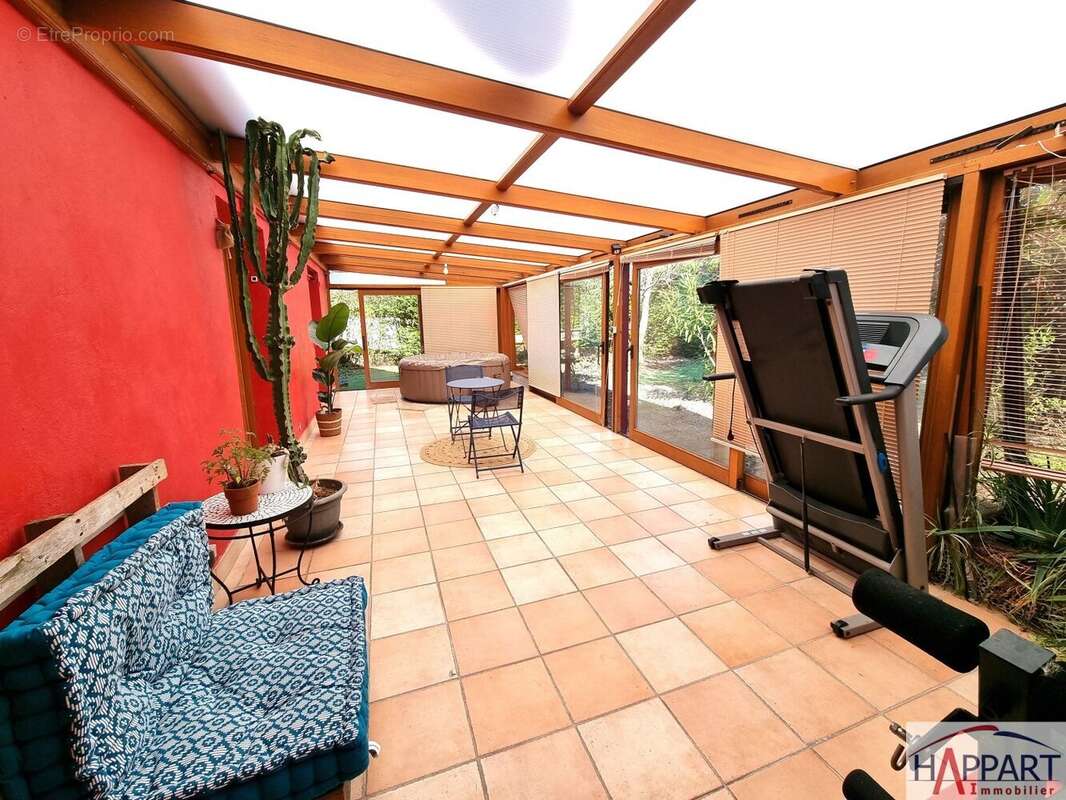 Maison à VAUX-LE-PENIL