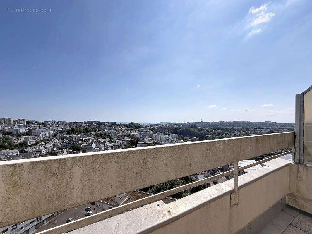 Brest – Secteur Kérinou Rare sur le marché – Appartement duplex T6 avec terrasse de 40 m2 et vue mer panoramique - photo 17