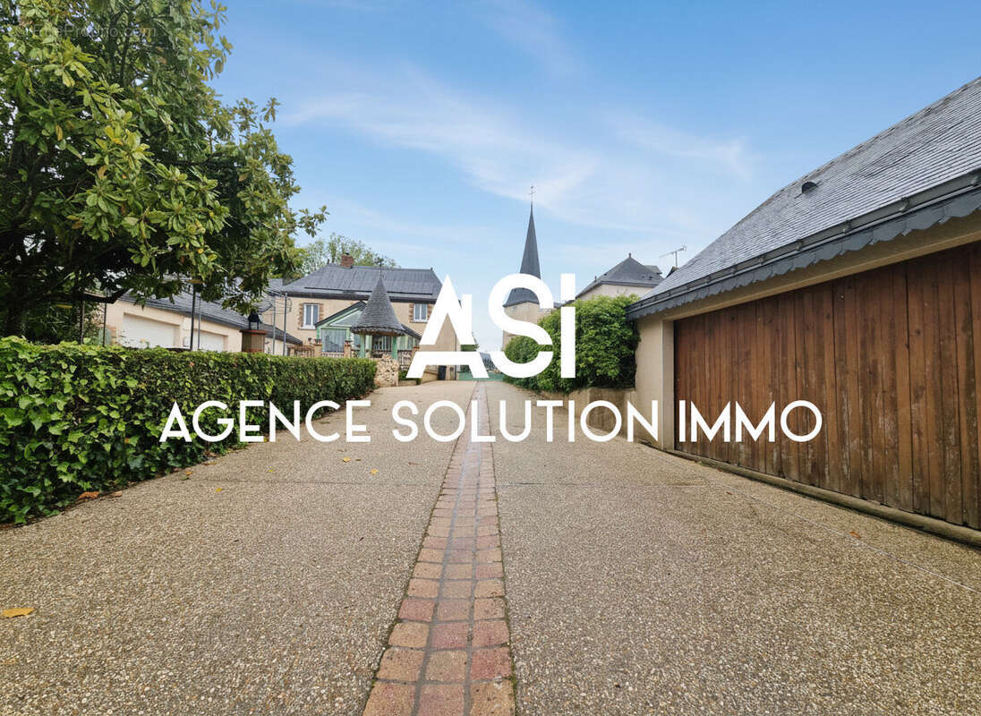Maison Saint Sulpice 121 m²  - 3 chambres sur 1287 m² de terrain et 4 garages et car-port - photo 4
