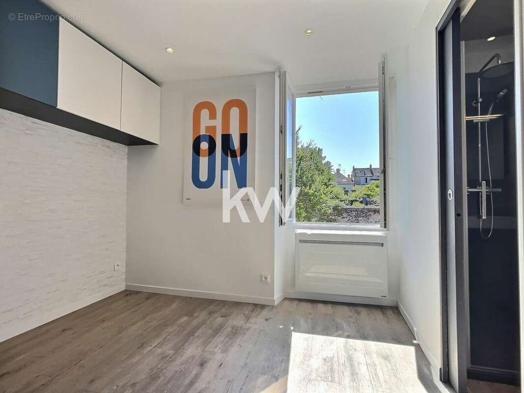 Appartement à MENNECY