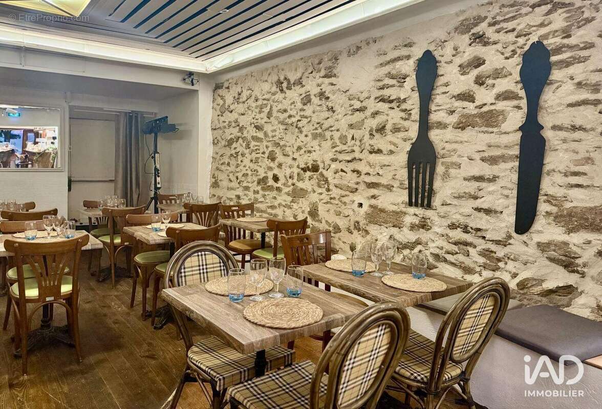 Photo 7 - Commerce à LA GARDE-FREINET