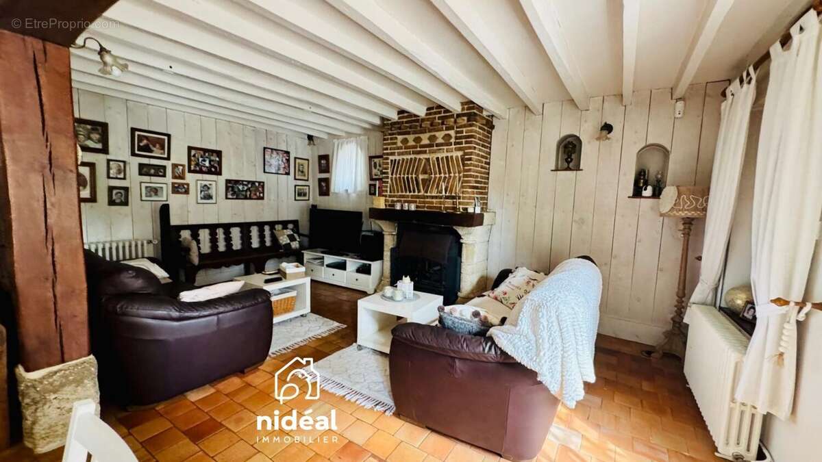 Maison à AUTHEUIL-AUTHOUILLET