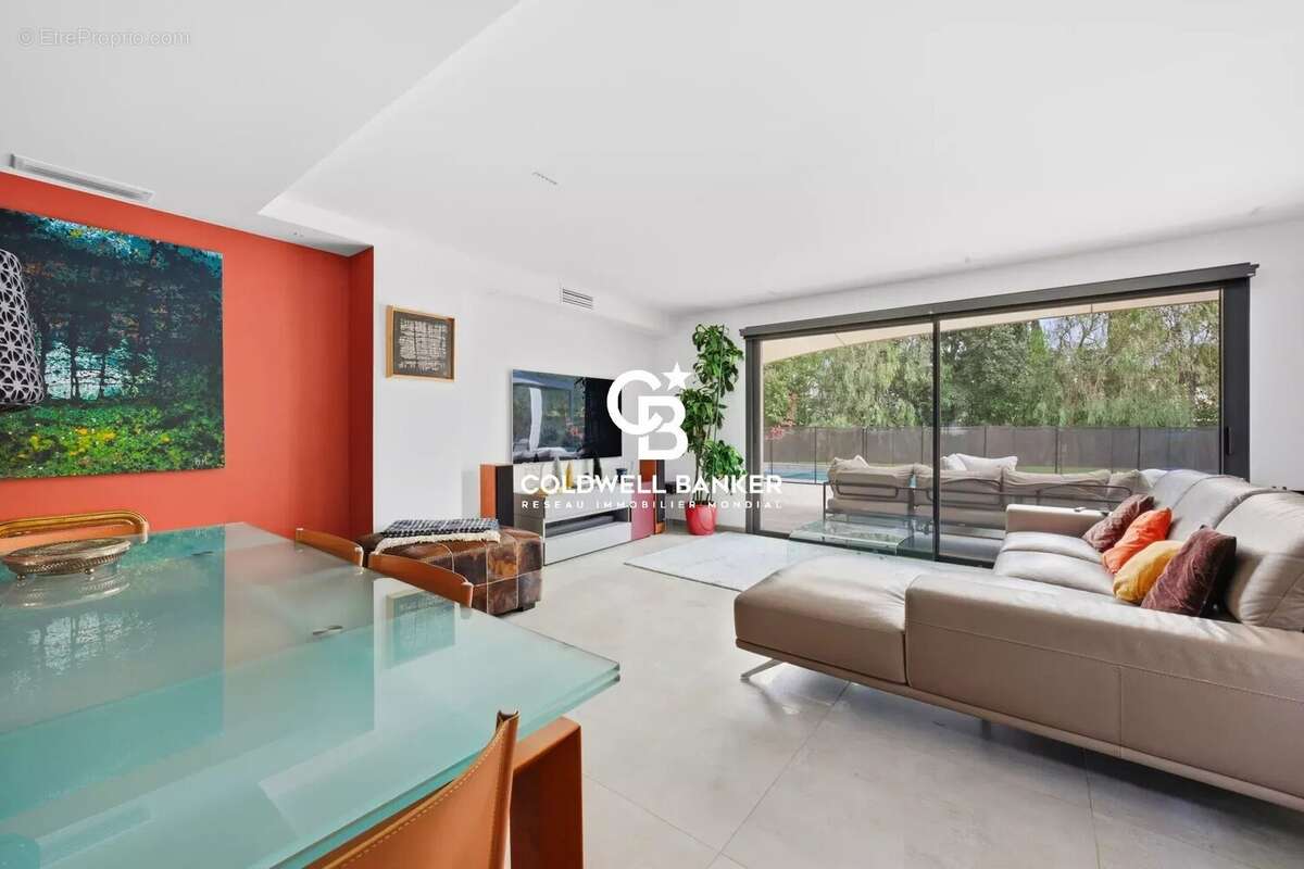 Maison à CASTELNAU-LE-LEZ