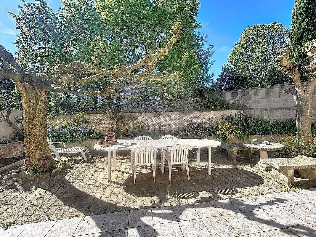 Maison à NIMES