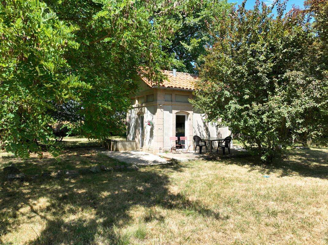 Gites dans ancienne gare au coeur du LARZAC  (12230 NANT) - photo 4