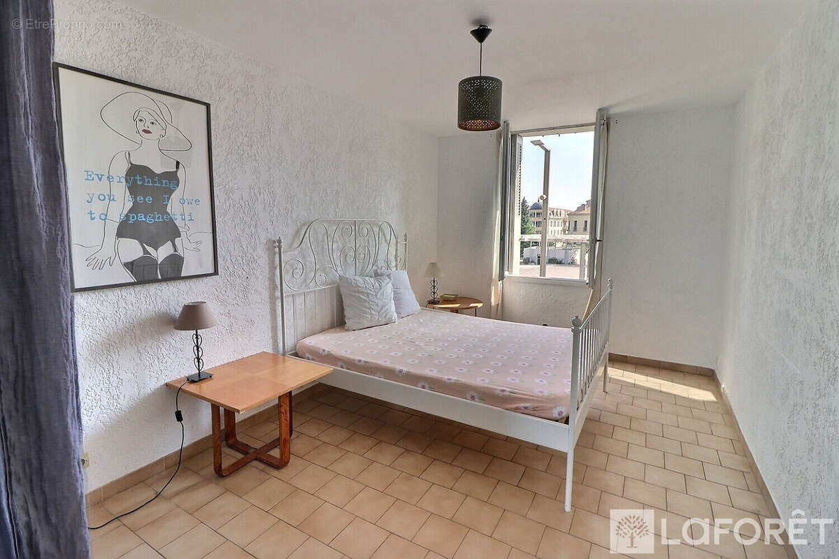 Appartement à HYERES