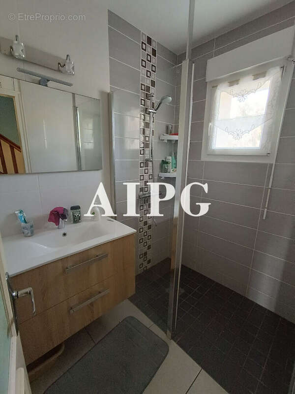 Maison à MUR-DE-BRETAGNE