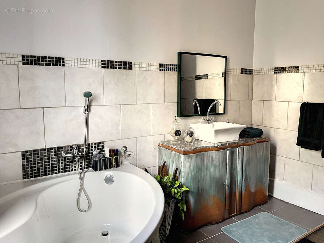 Maison à BAINS-LES-BAINS